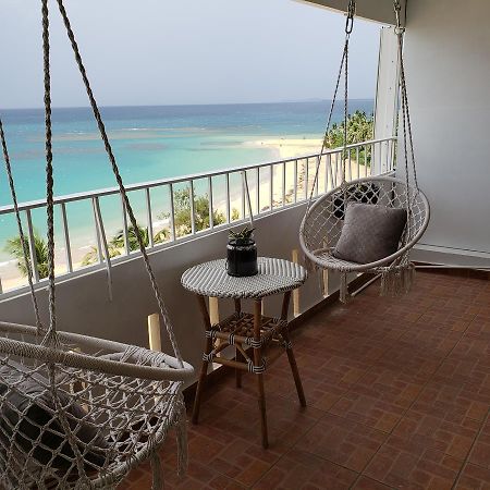 Gorgeous Beach Front Studio With Electricity Water Ac Appartement Luquillo Buitenkant foto