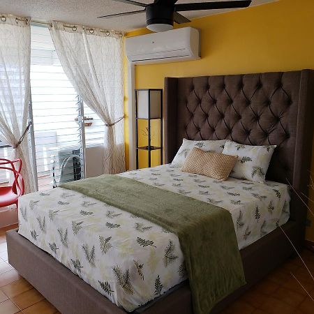 Gorgeous Beach Front Studio With Electricity Water Ac Appartement Luquillo Buitenkant foto